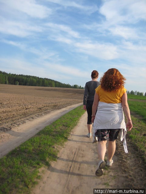 надоест сидеть — вперед, по окрестностям! Идем смотреть озеро, речку, лес.. надоест сидеть — вперед, по окрестностям! Идем смотреть озеро, речку, лес..