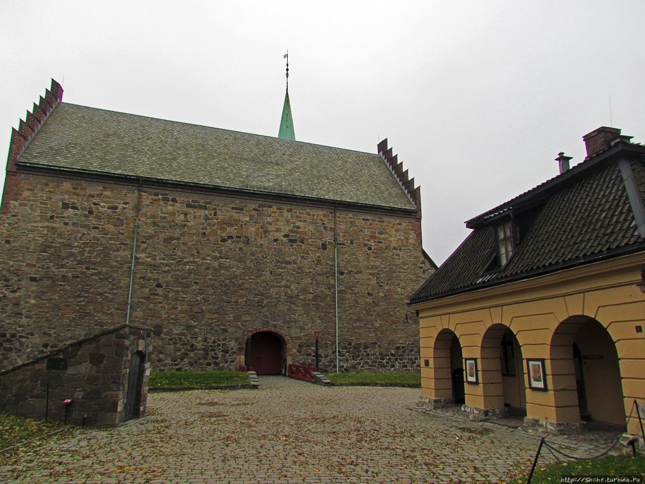 Крепость и замок Акерхус Осло, Норвегия Крепость и замок Акерхус Осло, Норвегия