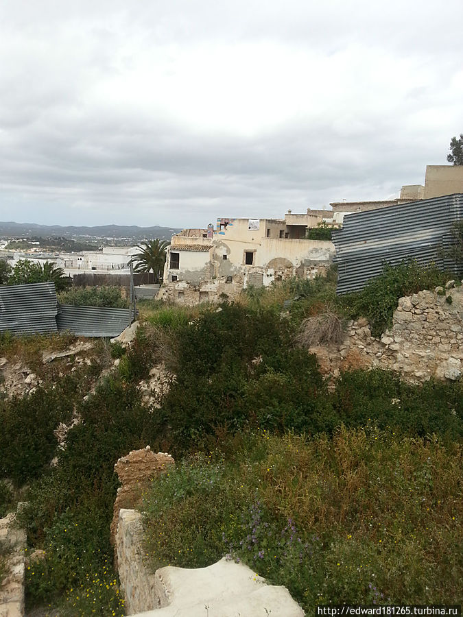 Виды с крепостной стены. Ибица, остров Ибица, Испания