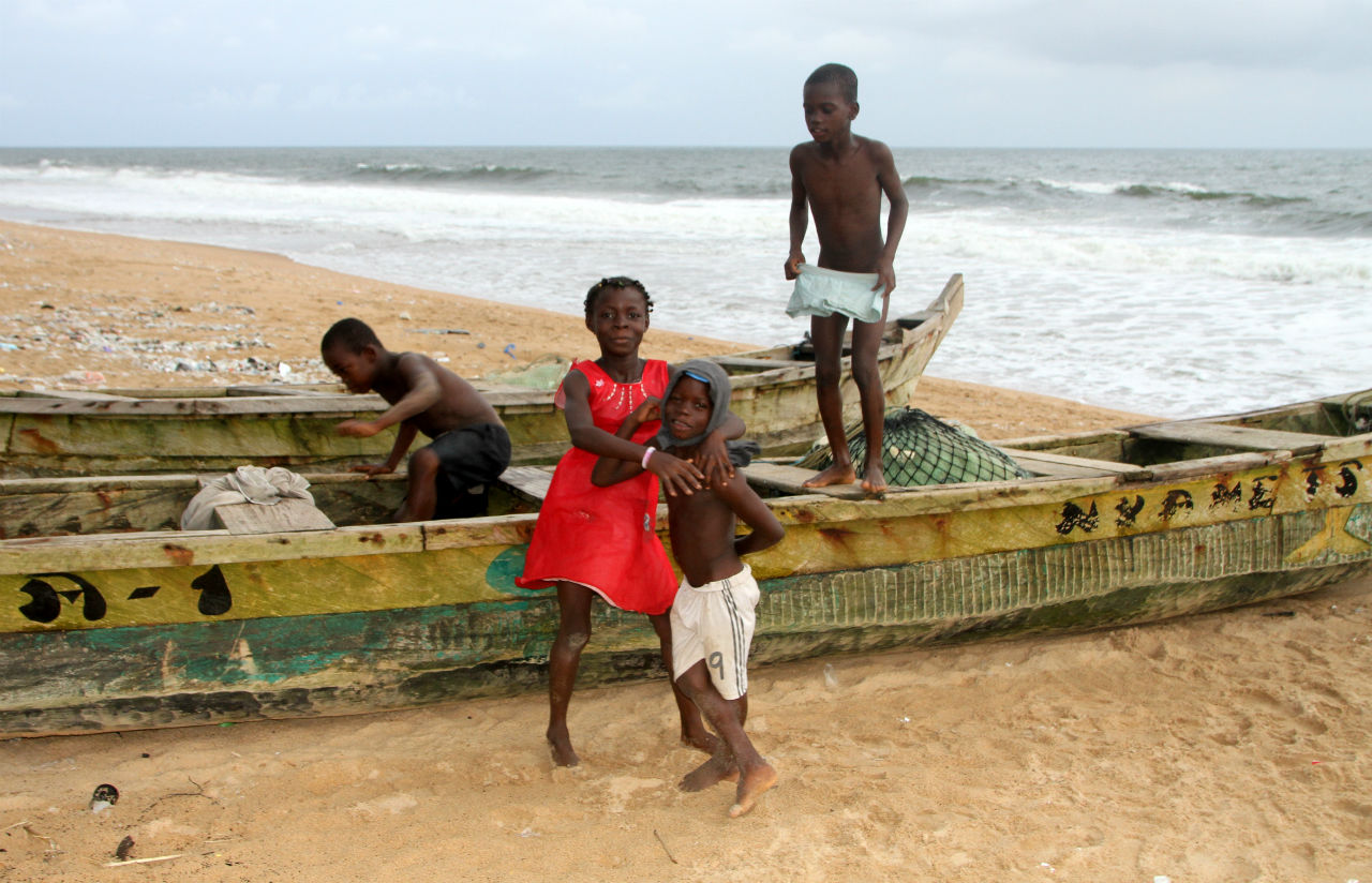 Детство в параллельном мире Область Суд-Комоэ, Кот-д'Ивуар