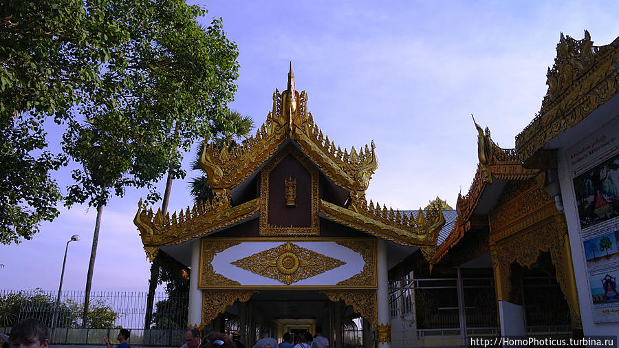 Шведагон. Золотой символ Мьянмы Янгон, Мьянма