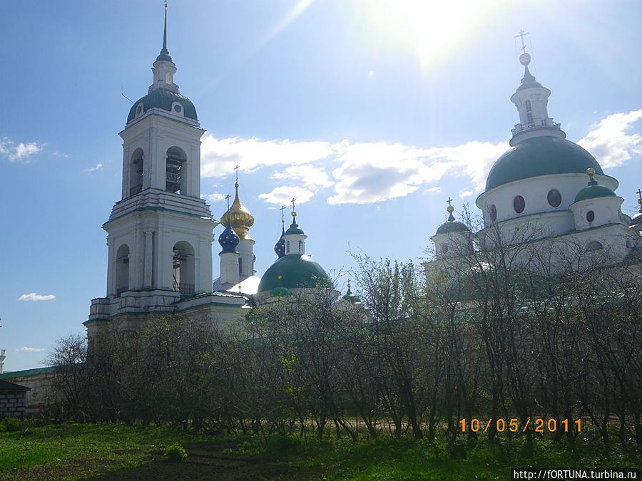 Спассо-Яковлевский Монастырь Ростов, Россия