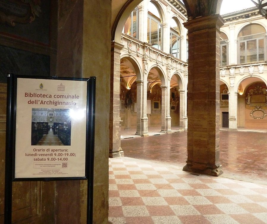 Экскурсия в Архигимназию Болонья, Италия Экскурсия в Архигимназию Болонья, Италия