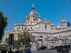 главный собор Мадрида — Альмудена (Catedral Ntra.Sra.de la Almudena)