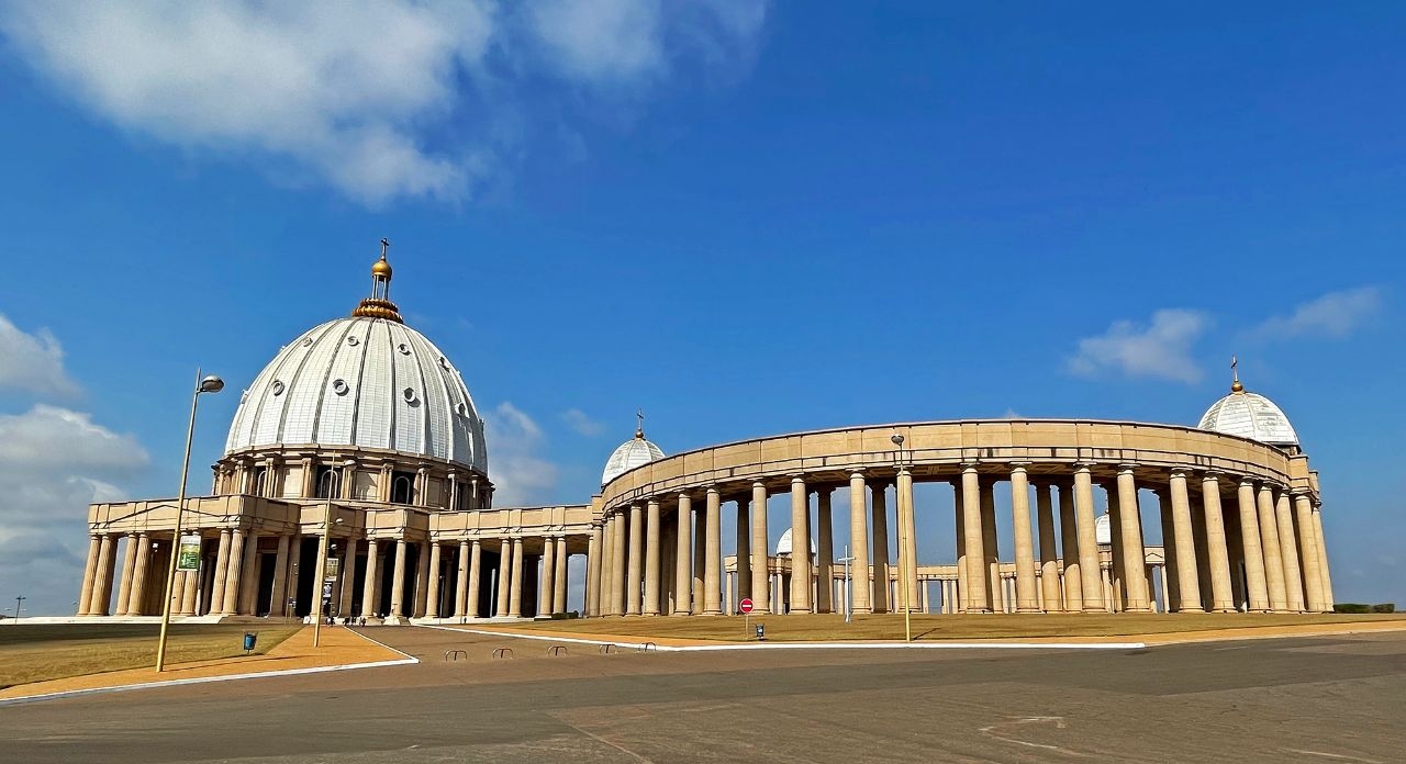 Нотр-Дам-де-ла-Пе / Basilique de Notre Dame de la Paix de Yamoussoukro
