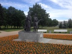 Памятник Дети войны открыт в 2013 году на углу Меншиковского пр. и пр. Непокорённых.