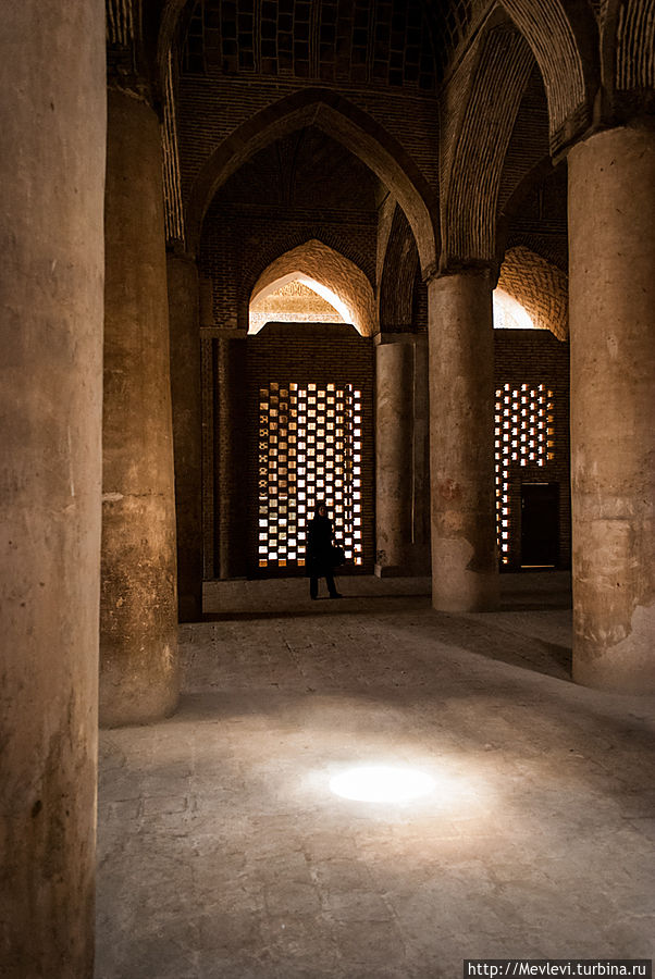 Мечеть Джами в Исфахане Исфахан, Иран