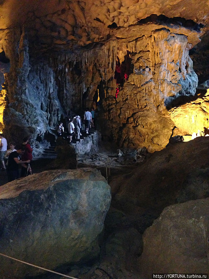 Пещера Санг Сот Халонг бухта, Вьетнам