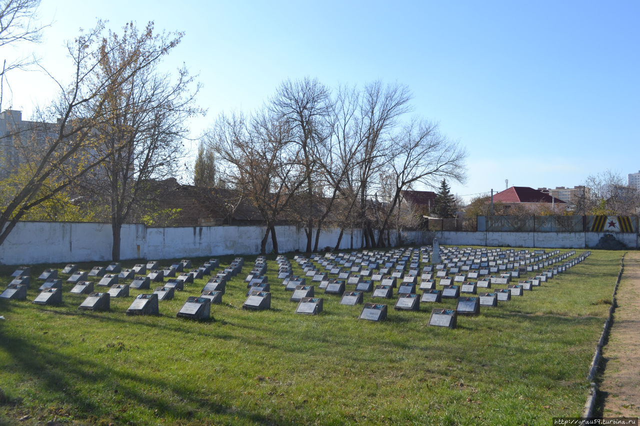 Мемориальное воинское кладбище Симферополь, Россия