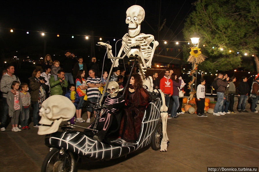 Хэллоуин в Порт Авентура: и днем и ... ночью
