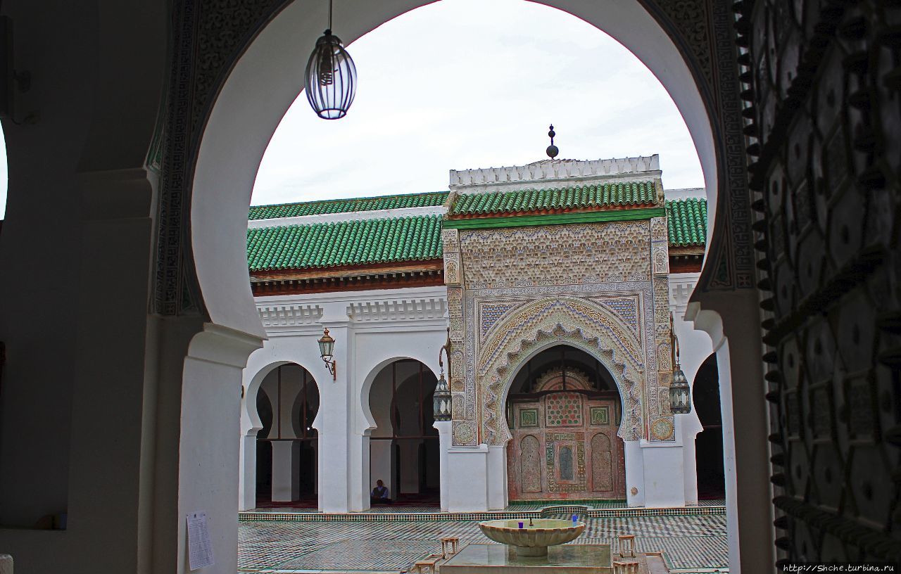 Университет Аль-Карауин Фес, Марокко