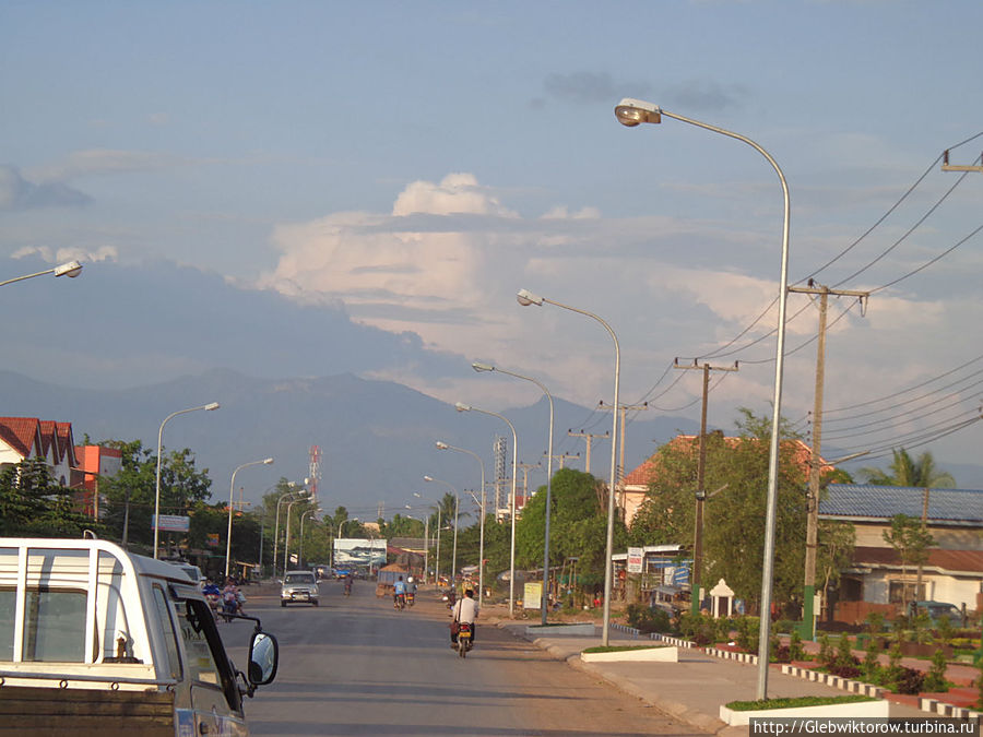 Город Салаван Салаван, Лаос