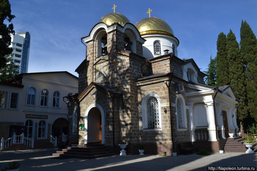 Церковь Преображения Господня Хоста, Россия