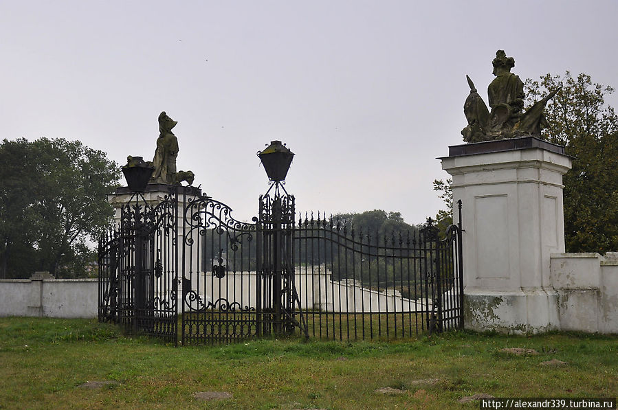 Дворец Потоцкого в Радзынь Подляски Радзынь-Подляский, Польша Дворец Потоцкого в Радзынь Подляски Радзынь-Подляский, Польша