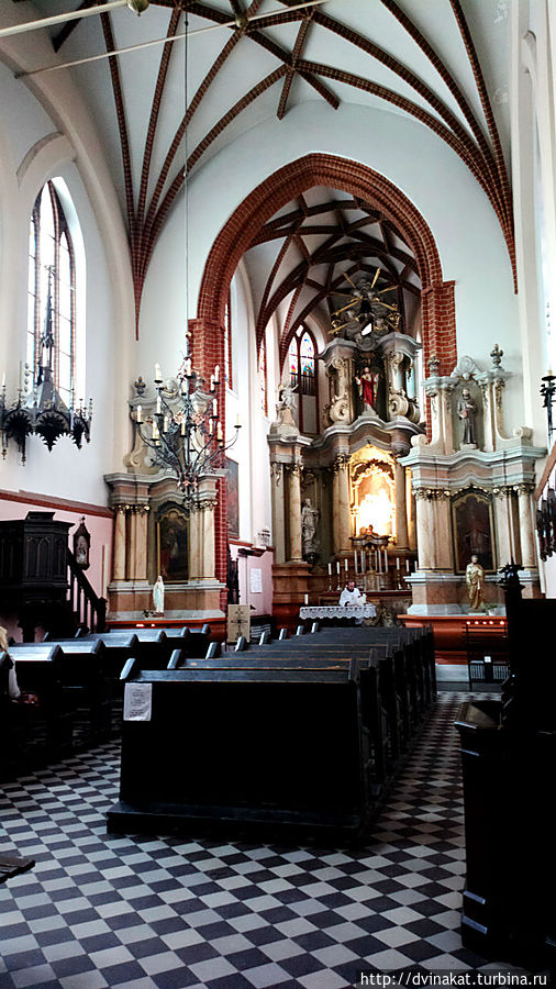 Костел св. Анны внутри Вильнюс, Литва