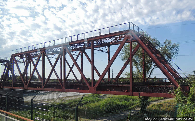 Железнодорожный мост чере