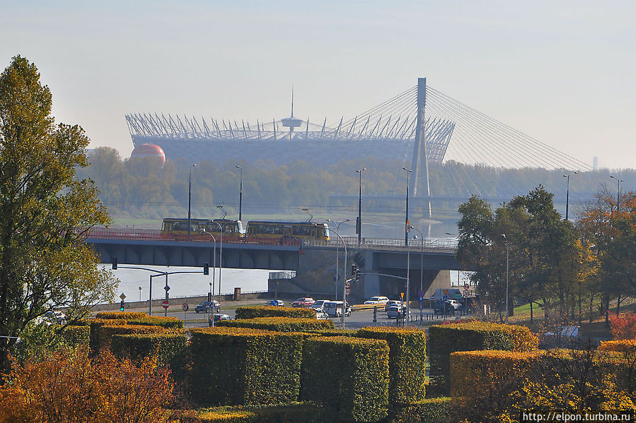 Пять часов в Варшаве Варшава, Польша Пять часов в Варшаве Варшава, Польша