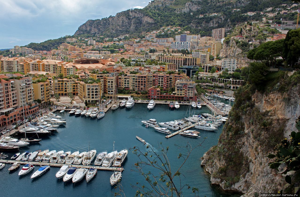 Гавань Фонвилле - стоянка для яхт простых тружеников Монако