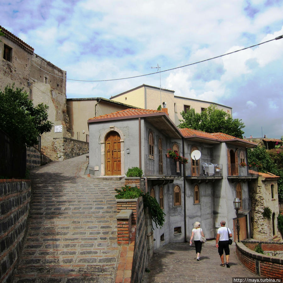 О месте обитания киношной мафии