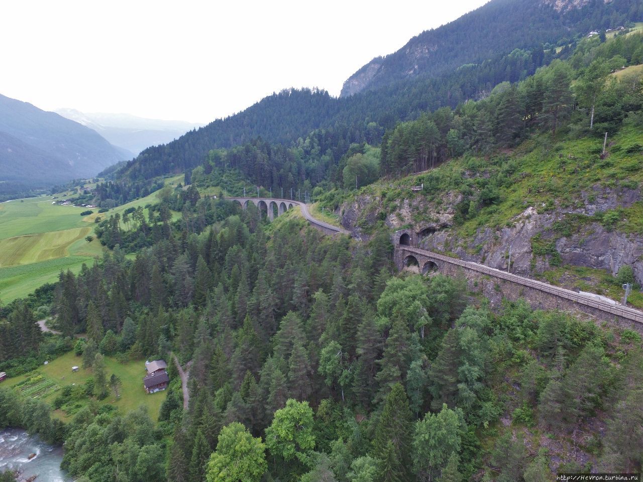 Самый знаменитый железнодорожный мост Швейцарии