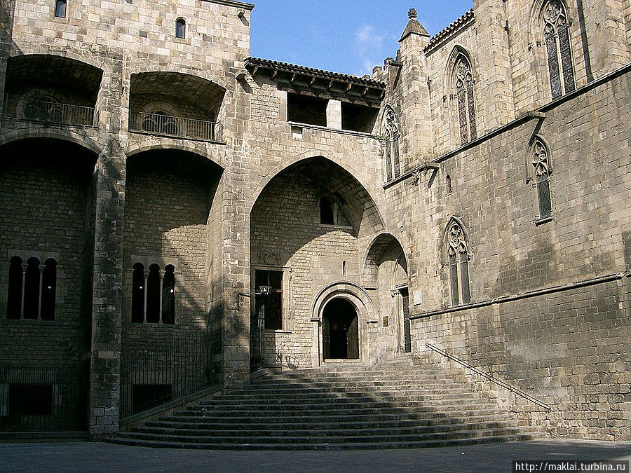 Большой Королевский Дворец. Большой Королевский Дворец.