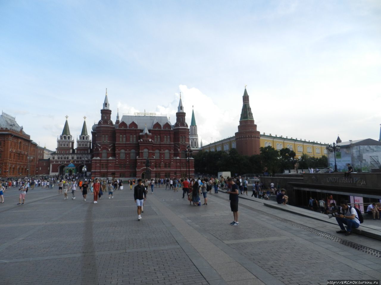 Москва: Октябрь 1917 — июль 2018 Москва, Россия
