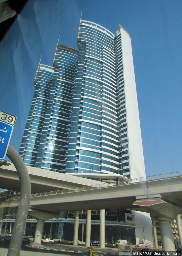 Красота из стекла и бетона Дубай, ОАЭ