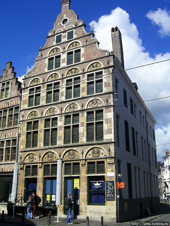 Дом коронованных особ Дом коронованных особ