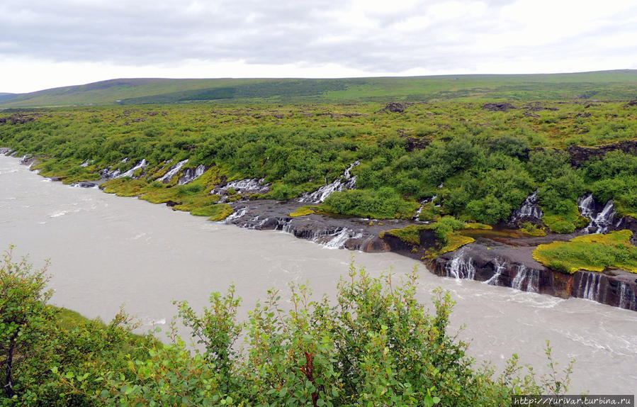 Водопад Хрёйнфоссар Исландия