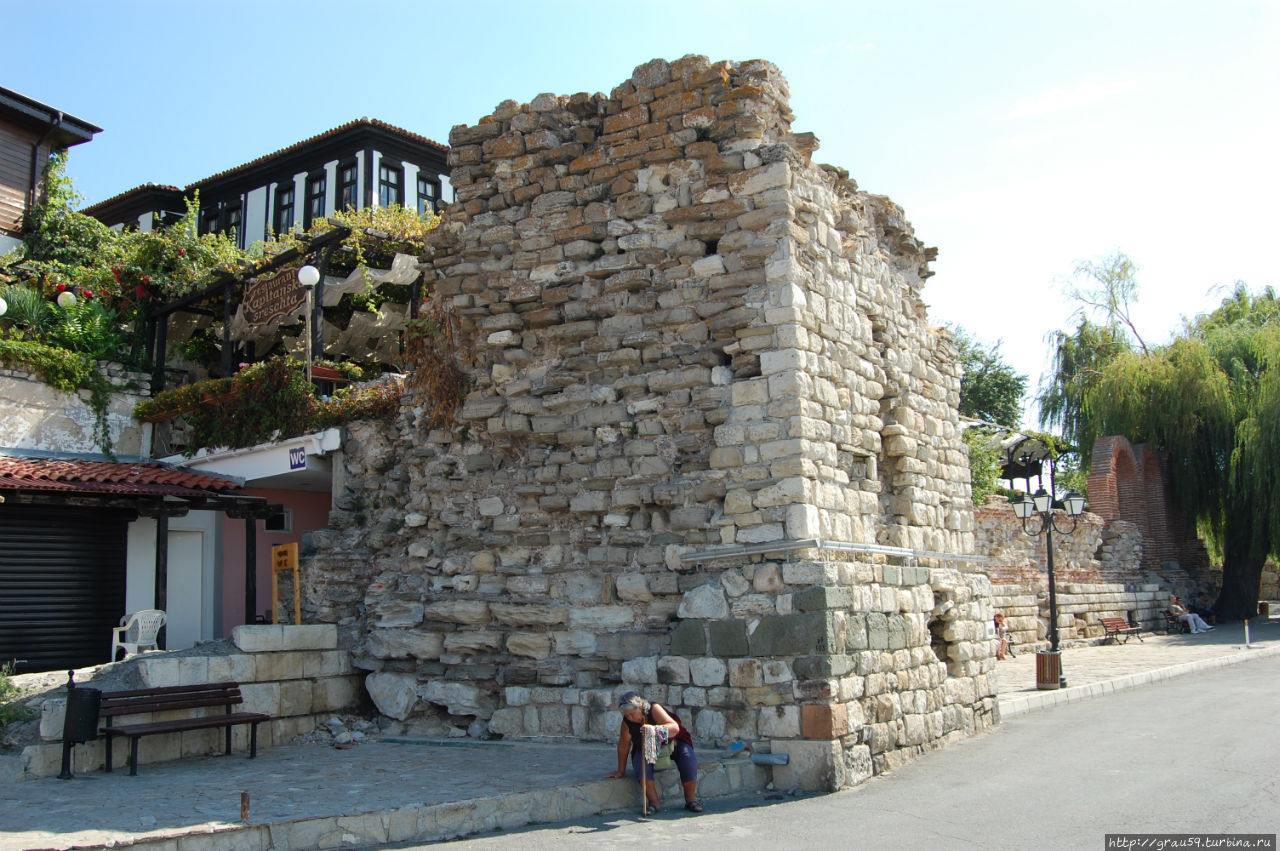 Говорящие камни Несебра Несебр, Болгария
