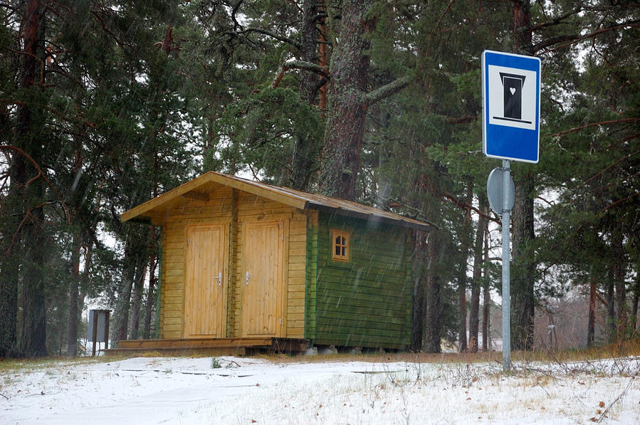 Новый эстонский дорожный знак Вызу, Эстония