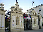 Главные ворота Варшавского университета