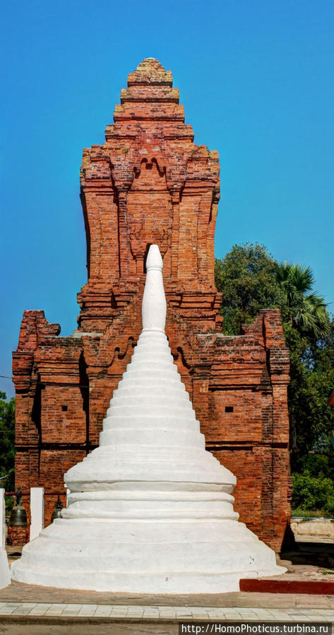Город пагод и ступ: золото древности Ньяунг У, Мьянма