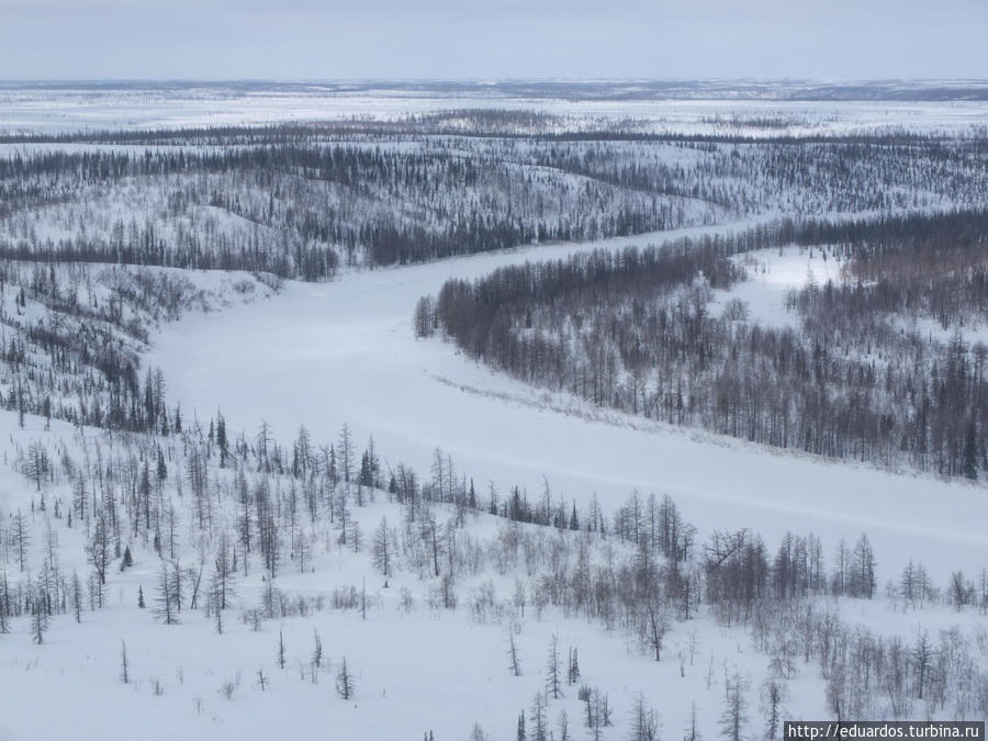 Над тундрой на Colibri Игарка, Россия Над тундрой на Colibri Игарка, Россия