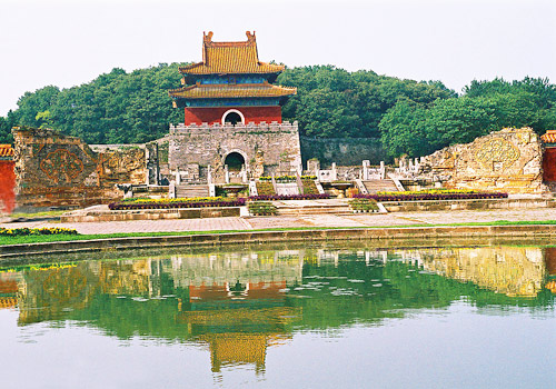 Мавзолей Сяньлин / Ming Xianling Tomb (明显陵)
