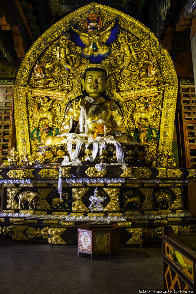 Монастырь Сакья Сакья, Китай
