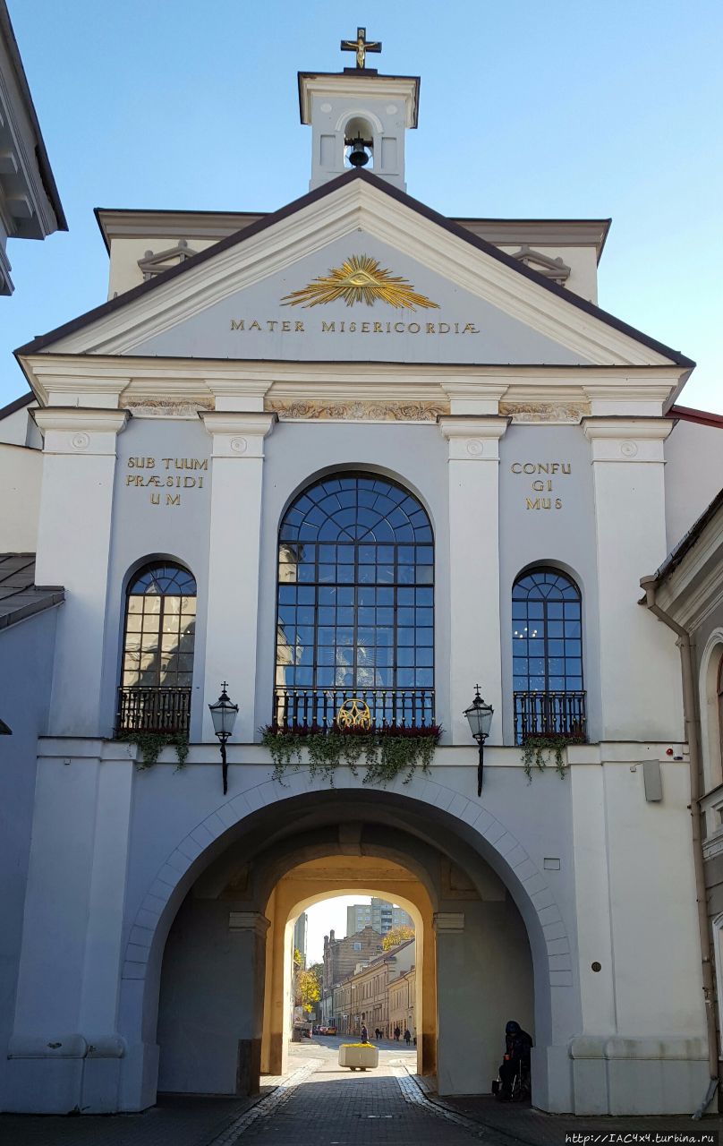 Часовня Девы Марии Остробрамской Вильнюс, Литва
