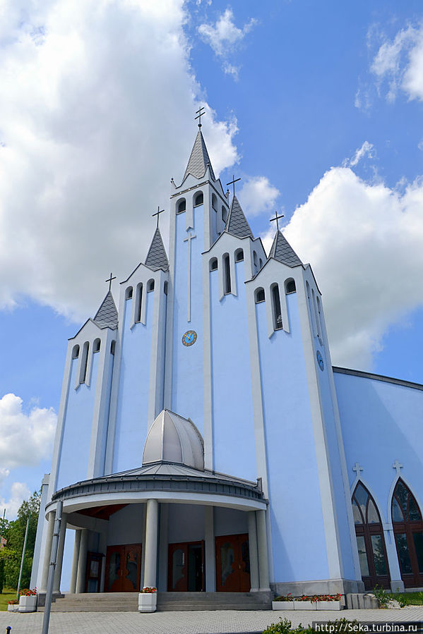 Церковь Святого Духа Хевиз, Венгрия