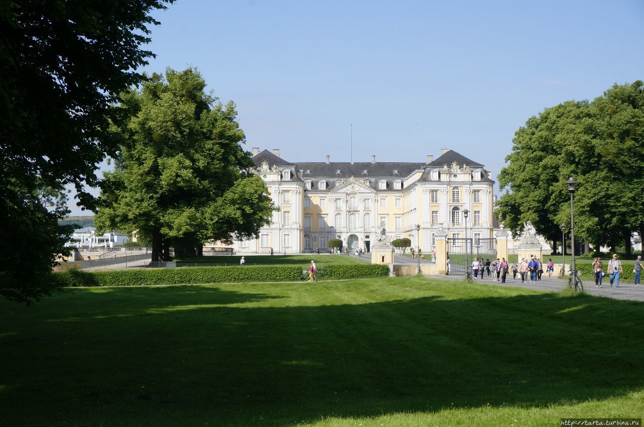 Дворец Аугустусбург и Охотничий замок Фалькенлуст Брюль, Германия