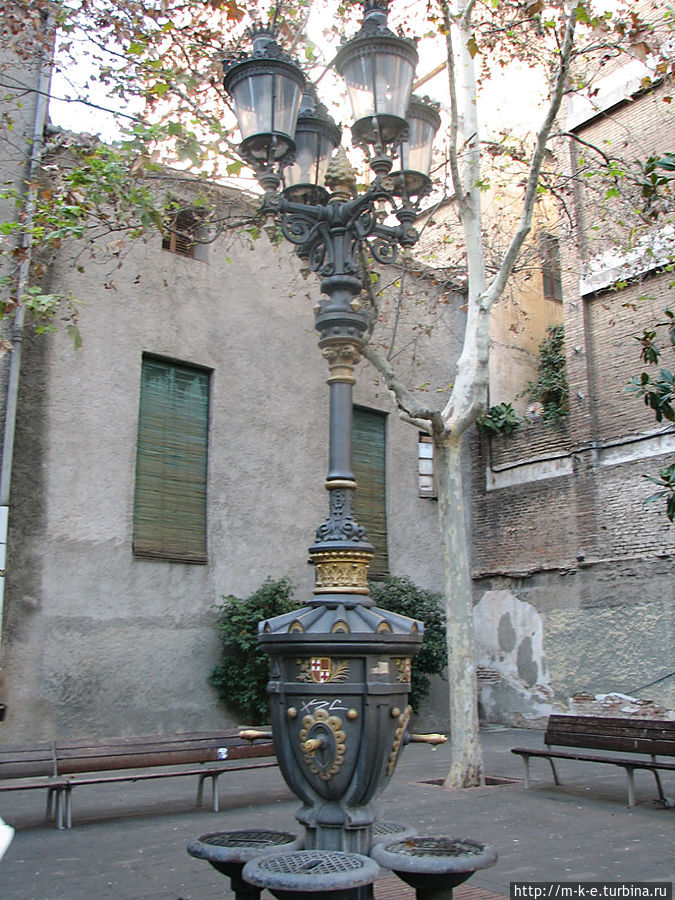 Дом Висенс. Первое творение великого Гауди Барселона, Испания