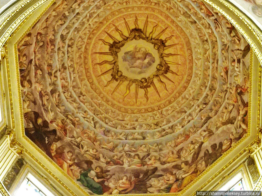 Мантуя. Собор Мантуя, Италия Мантуя. Собор Мантуя, Италия