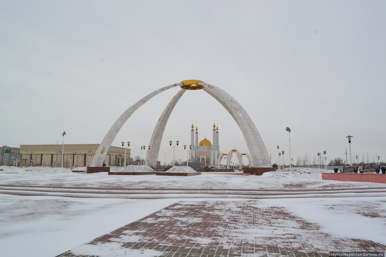 парк имени первого президента Актобе, Казахстан