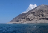 Фото из интернета. 
Остров Райкоке  после  извержения.
