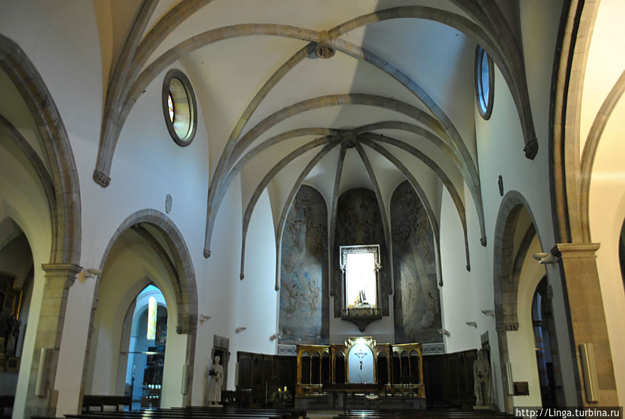 Во время мессы, разумеется, я не фотографировала. Во время мессы, разумеется, я не фотографировала.