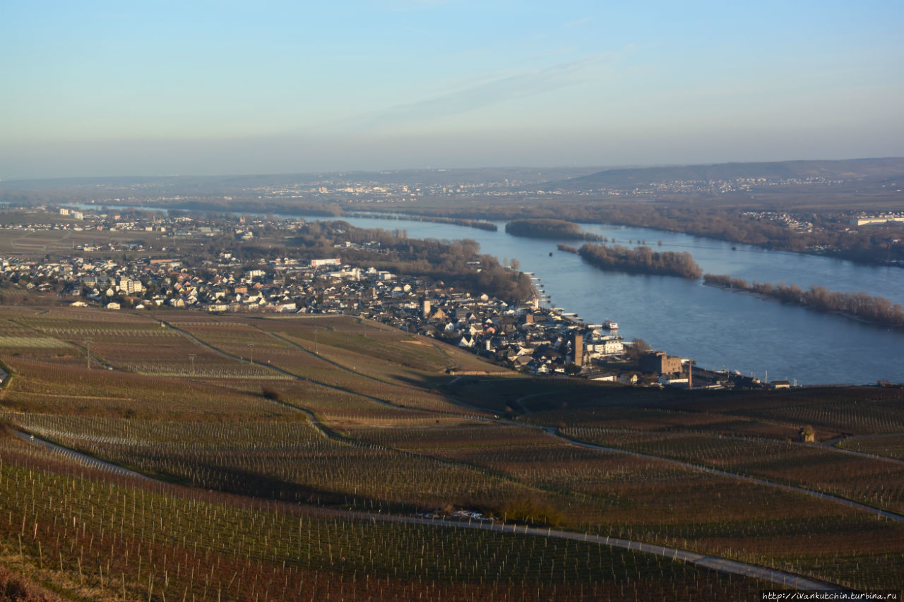 2015 пролетел незаметно Санкт-Петербург, Россия 2015 пролетел незаметно Санкт-Петербург, Россия