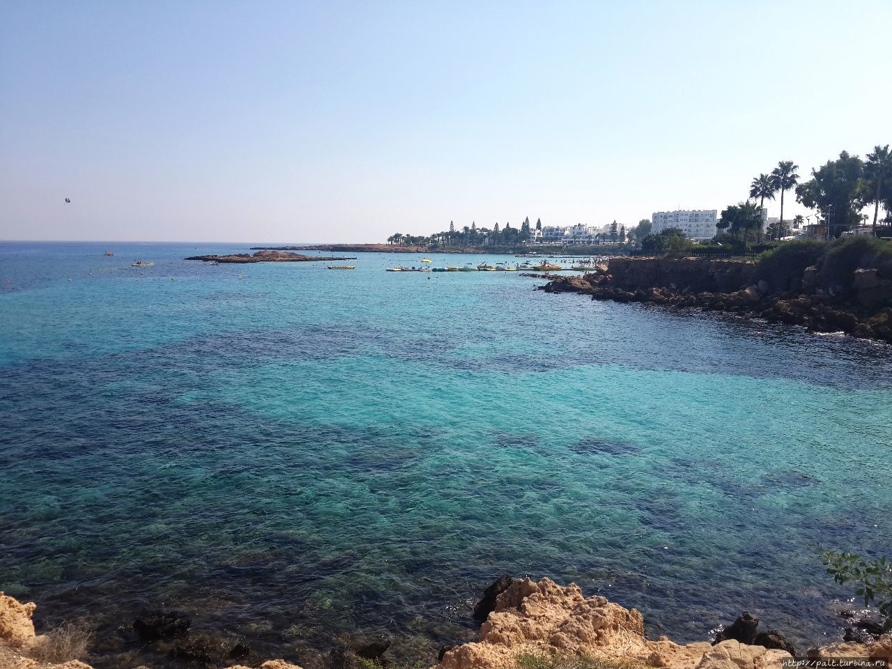 Залив Фигового дерева. Вид со смотровой променада Протарас, Кипр