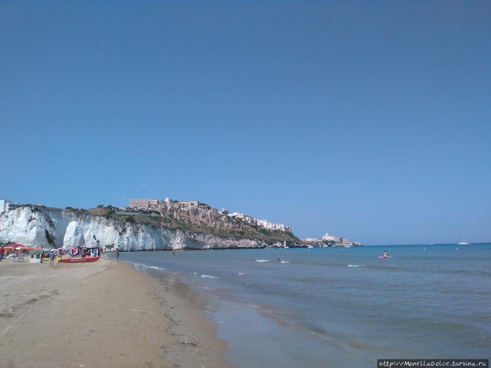 Виэстэ — Лунгомарэ Маттэи — пляж дэл Кастэлло Виесте, Италия