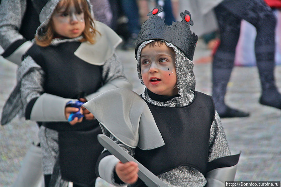 далее шли рыцари неведомого мне ордена далее шли рыцари неведомого мне ордена