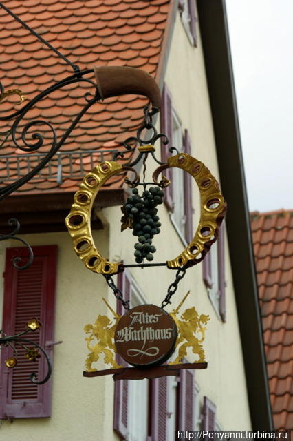 Кирххайм унтер Текк. Замок шести вдов и трех шарлатанов Штутгарт, Германия Кирххайм унтер Текк. Замок шести вдов и трех шарлатанов Штутгарт, Германия