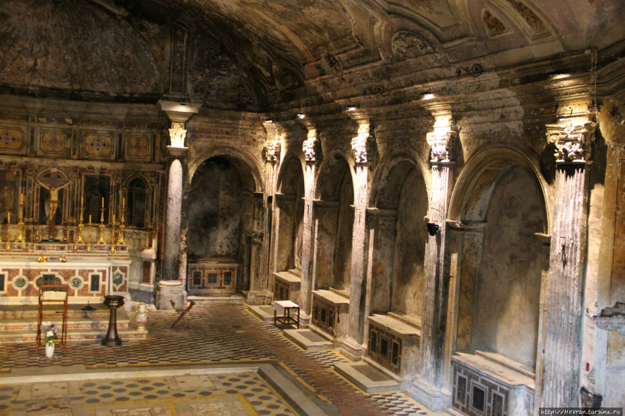 катакомбы Сан Гаудиозо / Catacombe di San Gaudioso